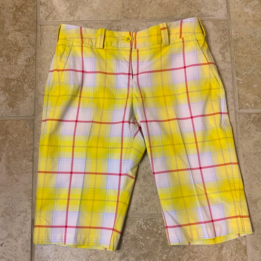 Nike Golf Shorts Size 4